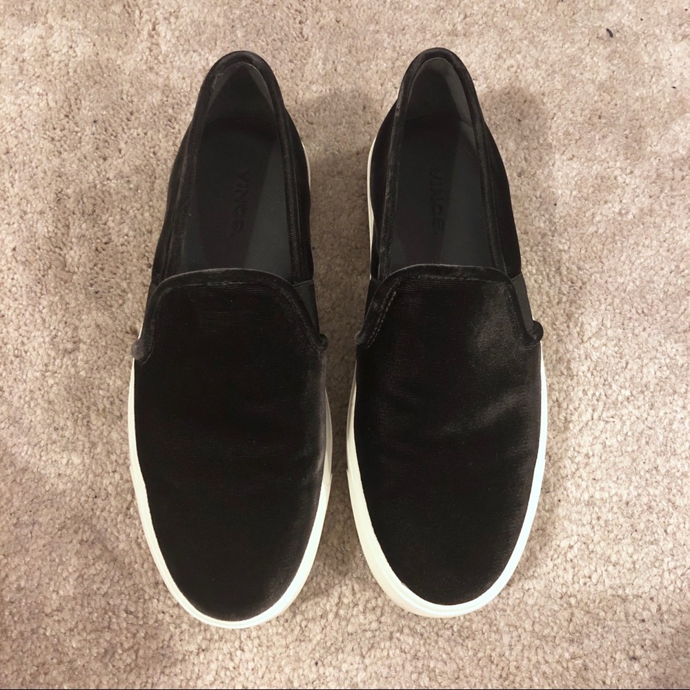 Vince Blair velvet slip on sneaker
